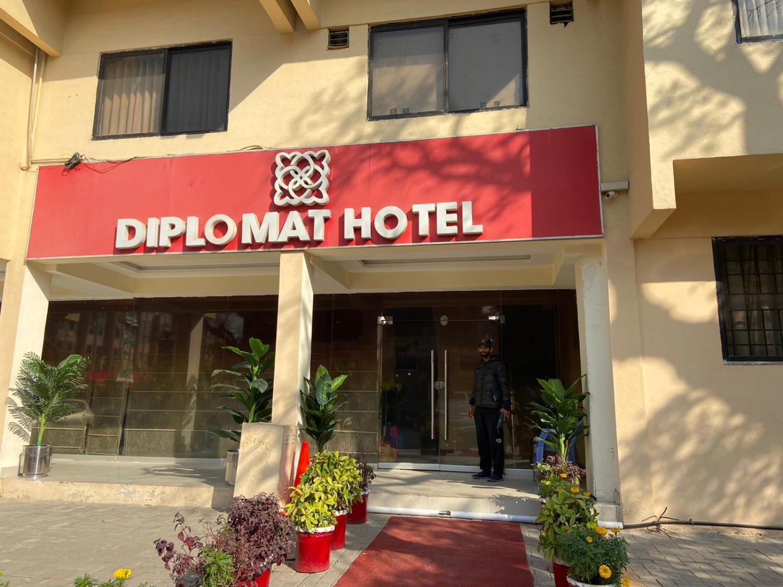 Diplomat Hotel İslamabad Dış mekan fotoğraf