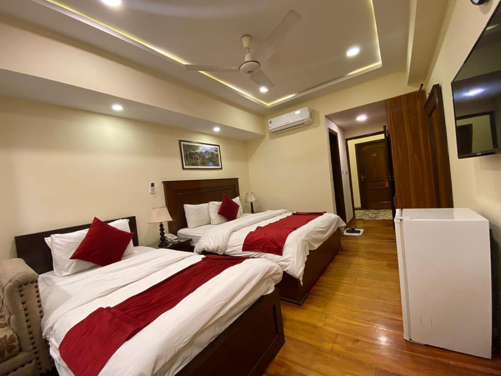 Diplomat Hotel İslamabad Dış mekan fotoğraf