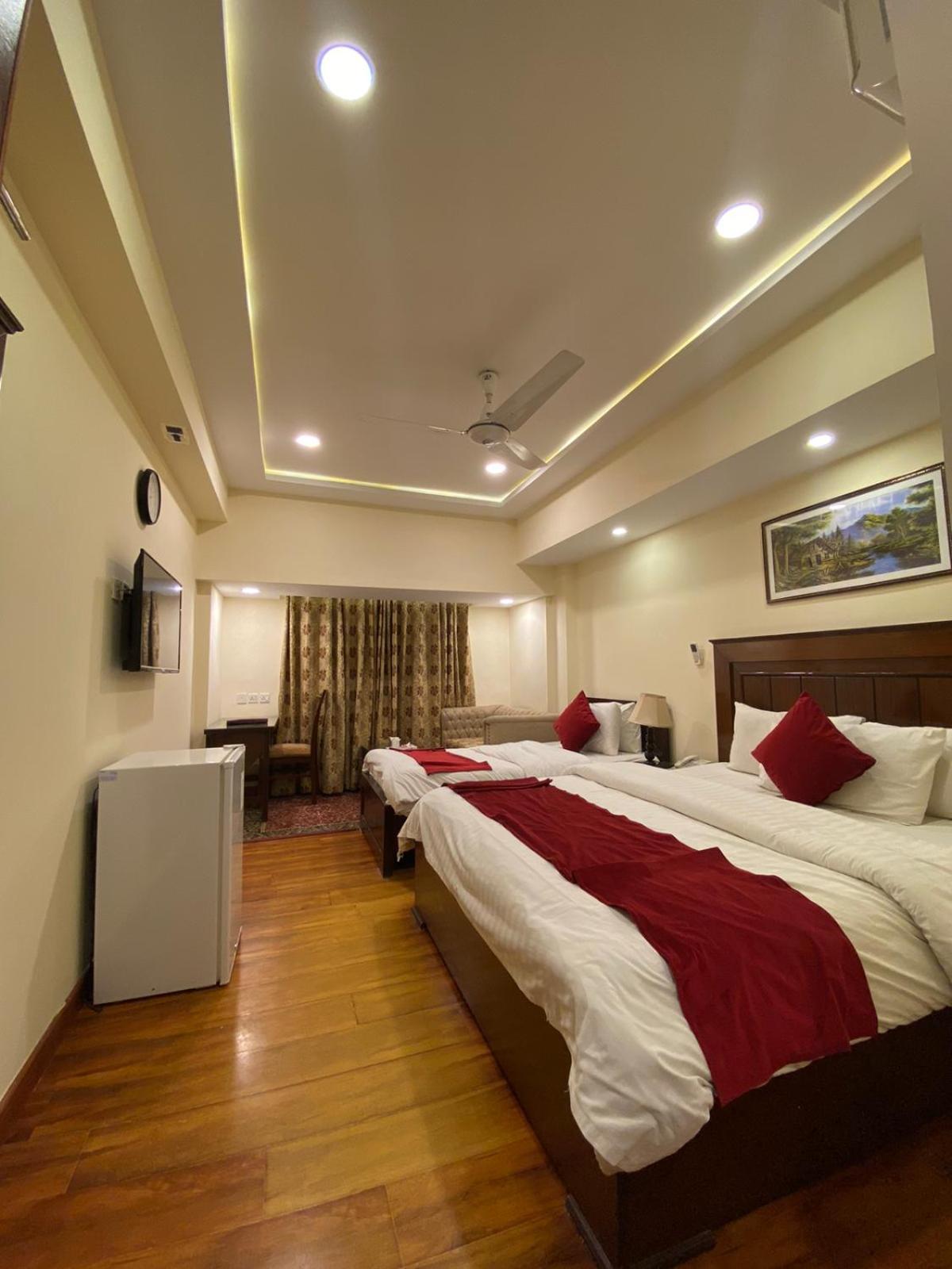 Diplomat Hotel İslamabad Dış mekan fotoğraf